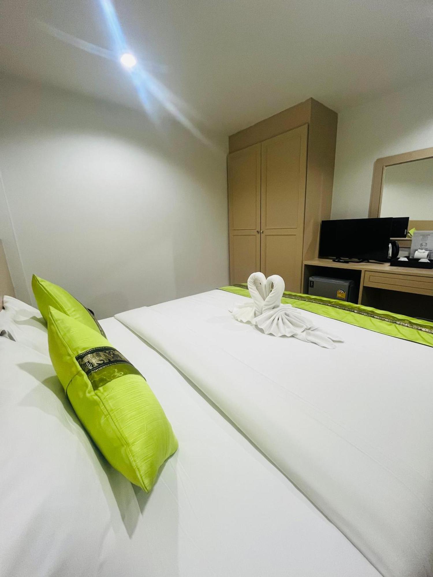 28 Boutique Hotel Patong Rom bilde