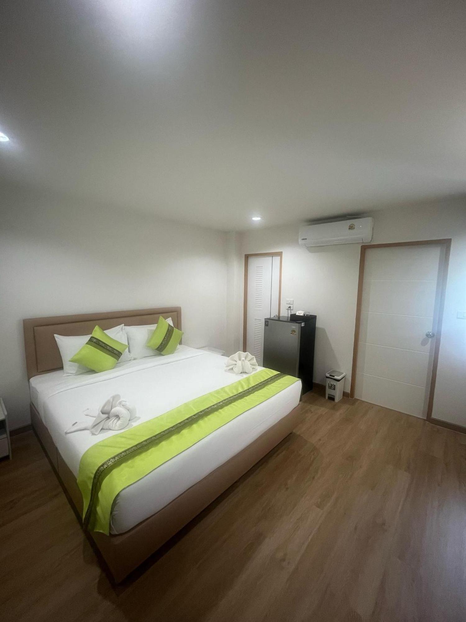 28 Boutique Hotel Patong Eksteriør bilde